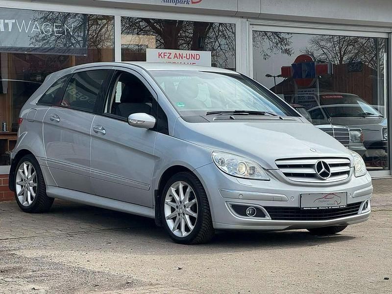 Gebraucht Mercedes B170 116 PS (85 kW) 2007 Polarsilber  metalliclack Van / Kleinbus