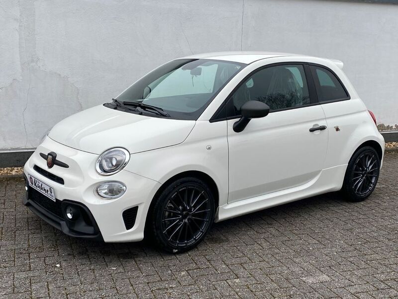 Weiß Neu 2024 Abarth 595 Kleinwagen | 24.895 € - Bild 1/4