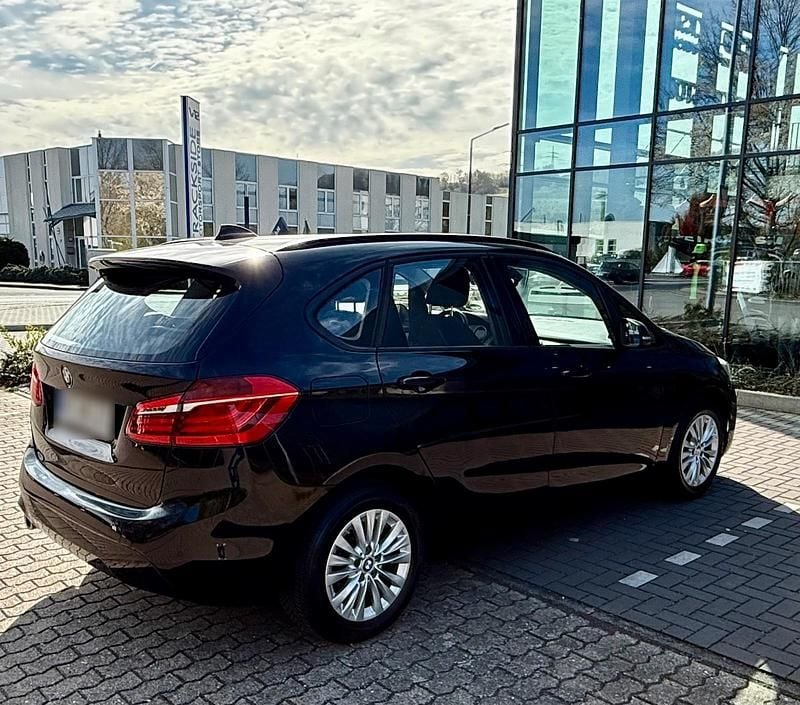 Second-hand BMW 218 140 CP (102 kW) 2020 Argintiu Break