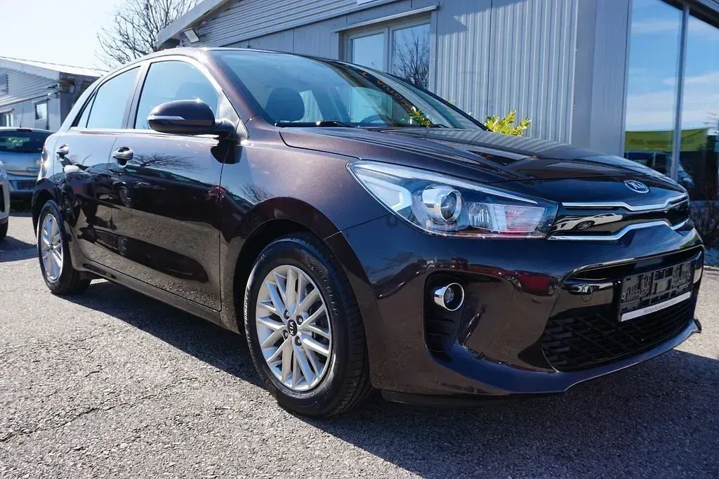 Gebraucht Kia Rio 99 PS (72 kW) 2019 Braun Limousine