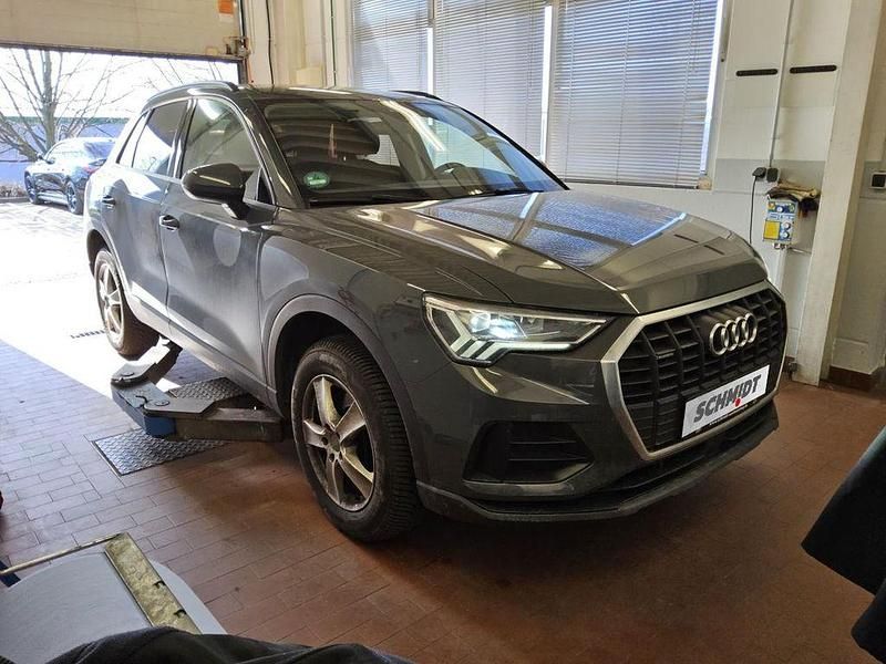 Gebraucht Audi Q3 Design 190 PS (139 kW) 2019 Grau SUV