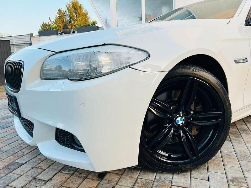 Gebraucht BMW 530 Performance 245 PS (180 kW) 2012 Silber Limousine
