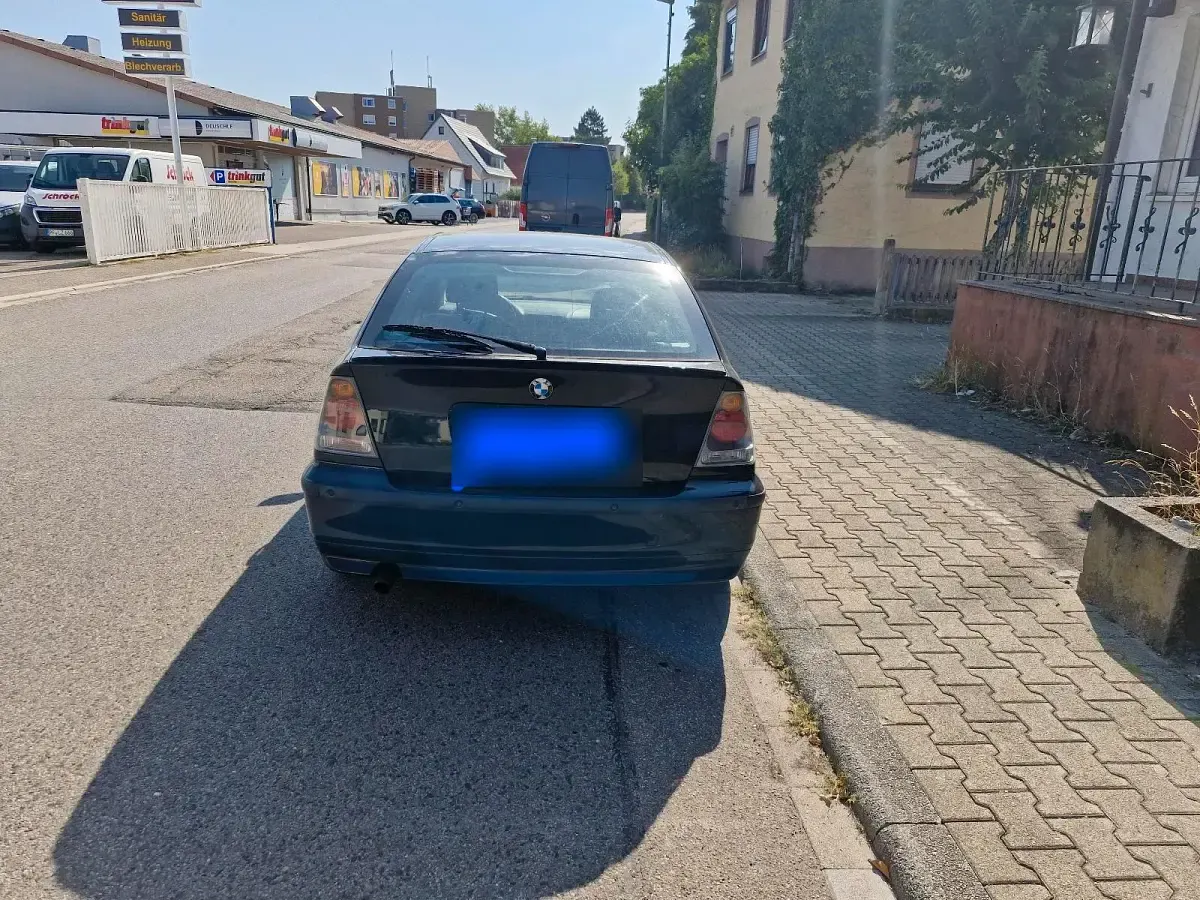 Gebraucht BMW 316 116 PS (85 kW) 2002 Schwarz Coupé
