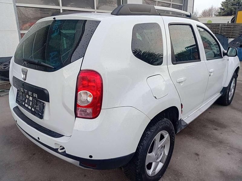 Gebraucht Dacia Duster 105 PS (77 kW) 2010 Weiß SUV