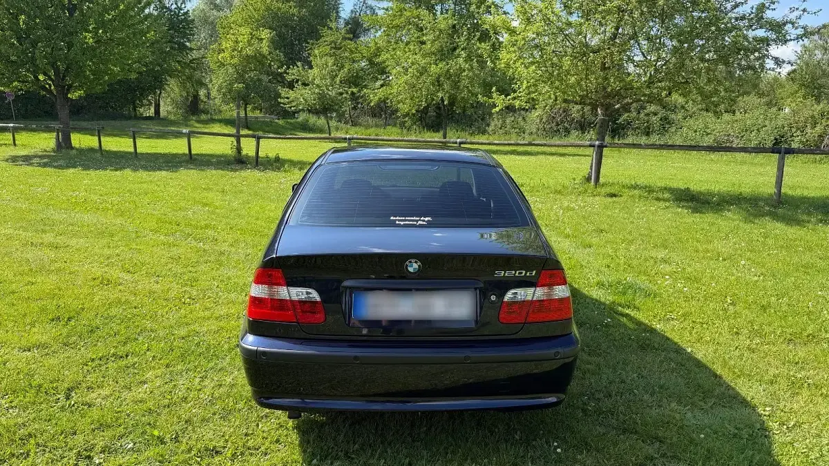 Gebraucht BMW 320 150 PS (110 kW) 2006 Blau Limousine