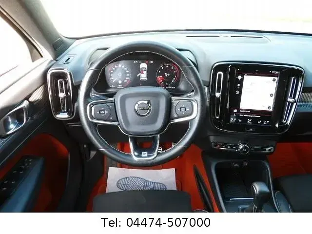 Gebraucht Volvo XC40 R-Design 156 PS (114 kW) 2018 Weiß SUV