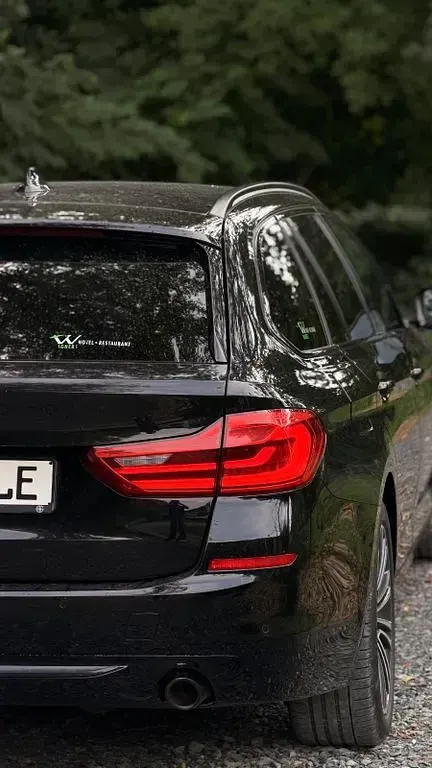 Gebraucht BMW 520 Sport Line 190 PS (139 kW) 2019 Schwarz Limousine