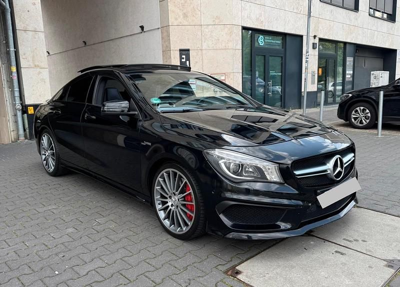 Schwarz Gebraucht 2014 Mercedes CLA45 AMG AMG Limousine | 19.950 € (Fairer Preis) - Bild 1/4