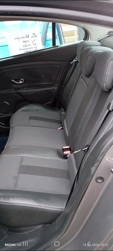 Gebraucht Renault Fluence 140 PS (102 kW) 2011 Grau Limousine