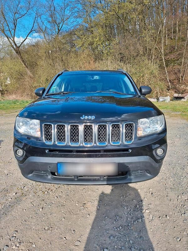 Gebraucht Jeep Compass 135 PS (99 kW) 2012 Schwarz SUV