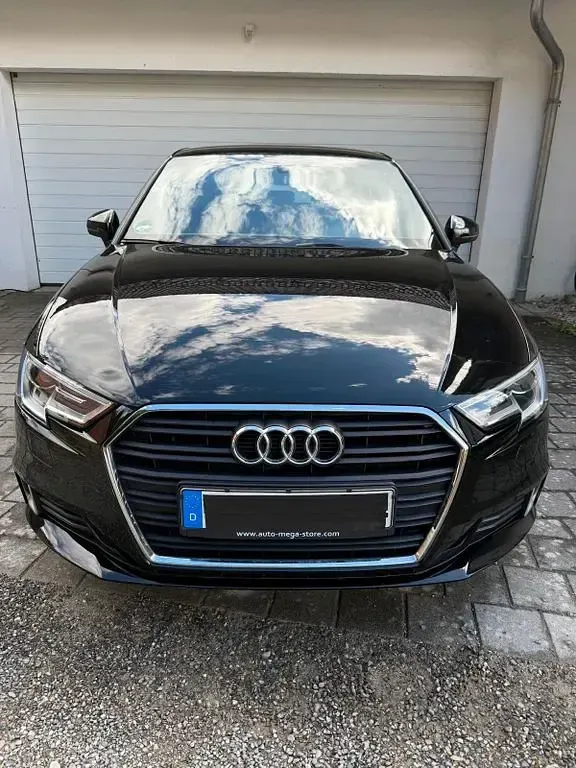 Gebraucht Audi A3 150 PS (110 kW) 2019 Schwarz Limousine