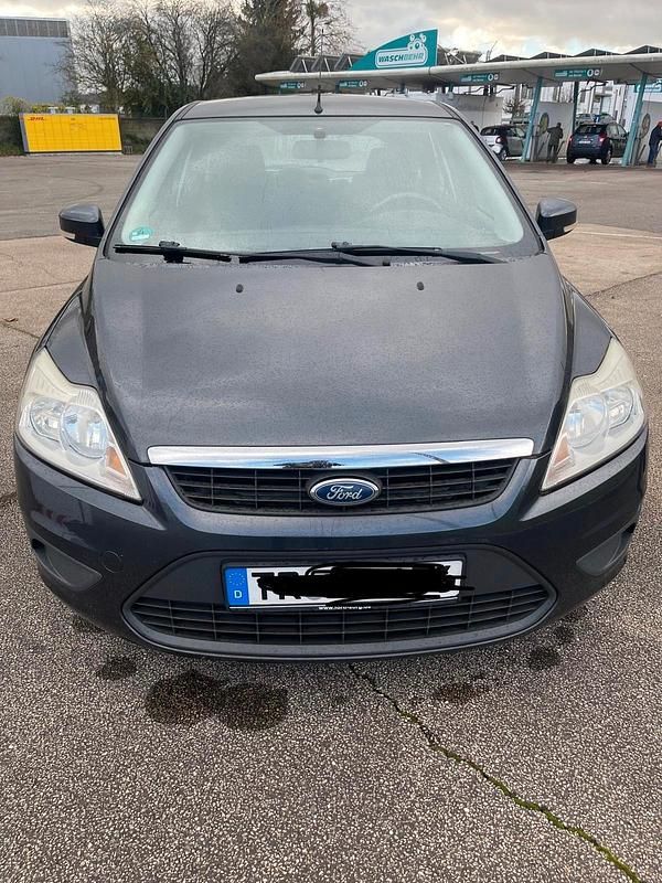 Gebraucht Ford Focus 100 PS (73 kW) 2008 Grau Limousine