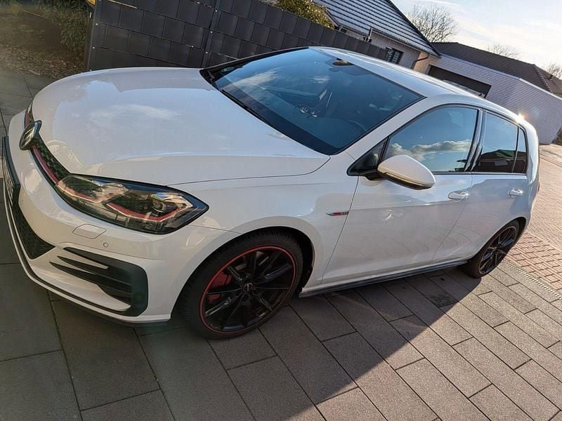 Gebraucht VW Golf VIII GTI 245 PS (180 kW) 2020 Weiß Limousine