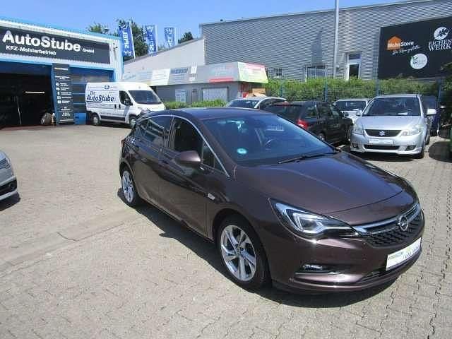 Gebraucht Opel Astra Innovation 125 PS (91 kW) 2015 Kokosnuss braun Kleinwagen