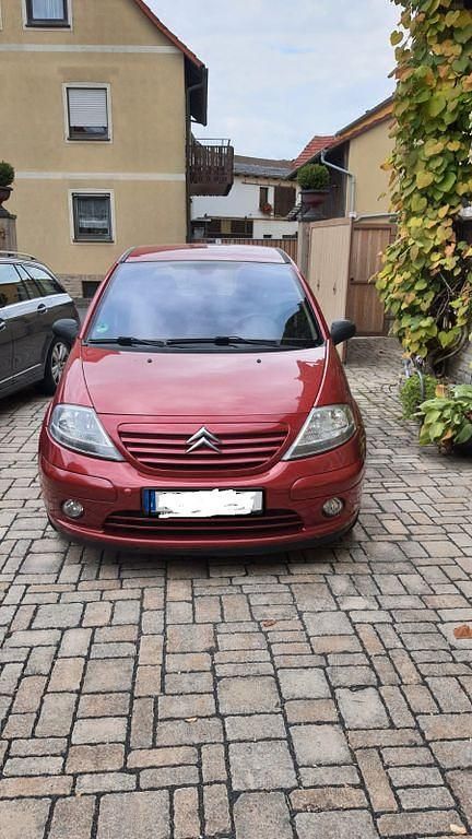 Rot Gebraucht 2003 Citroën C3 Kleinwagen | 1.000 € (Superpreis) - Bild 1/4