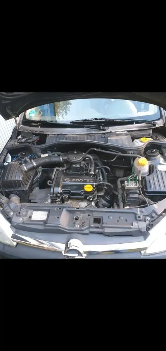 Gebraucht Opel Corsa 58 PS (42 kW) 2003 Schwarz Kleinwagen