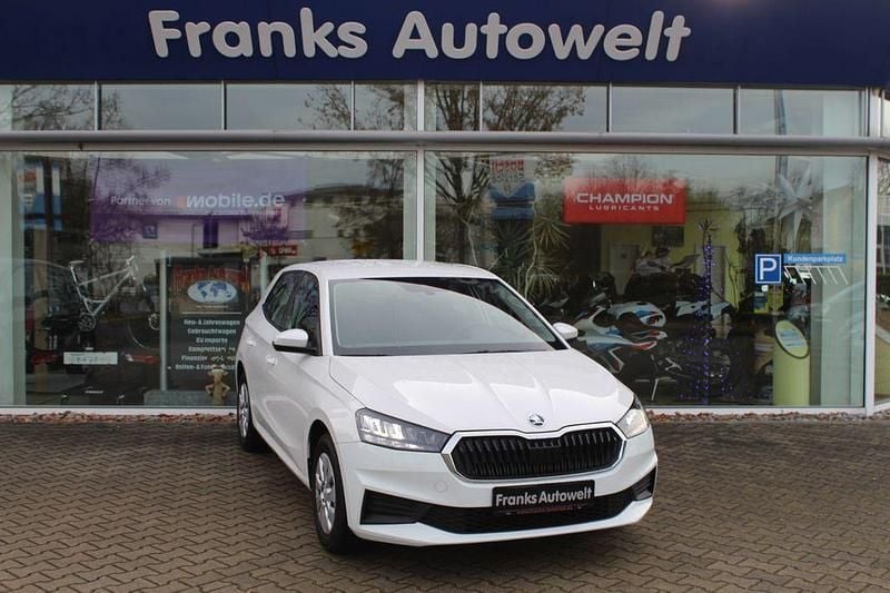 Gebraucht Skoda Fabia Active 65 PS (47 kW) 2022 Weiß Limousine