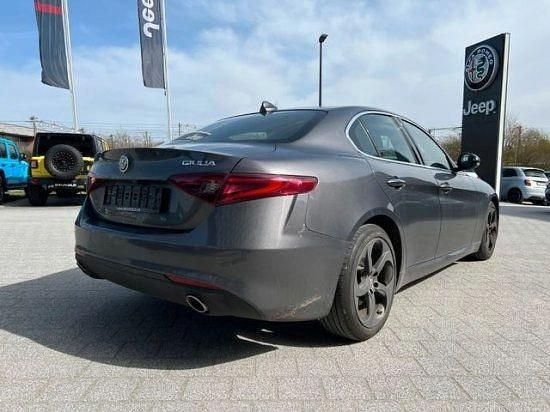 Gebraucht Alfa Romeo Giulia Super 190 PS (139 kW) 2022 Andere Limousine