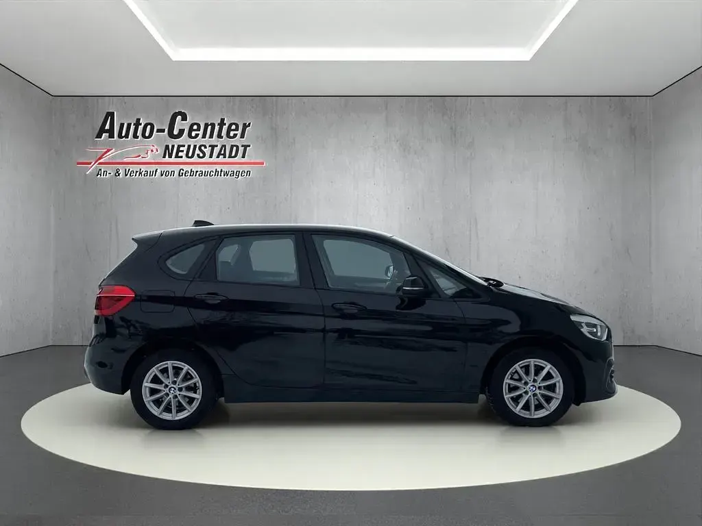 Gebraucht BMW 218 Active Tourer Performance 206 PS (151 kW) 2018 Schwarz Van / Kleinbus