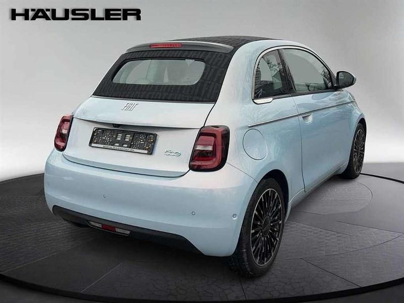 Gebraucht Fiat 500e 86 kW (118 PS) 2022 Blau Cabrio