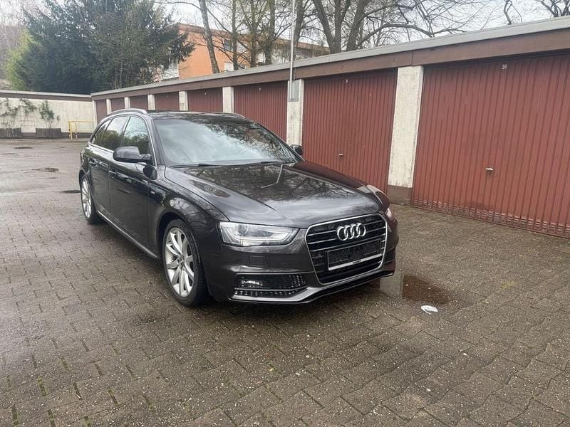 Gebraucht Audi A4 S-Line 177 PS (130 kW) 2014 Grau Kombi