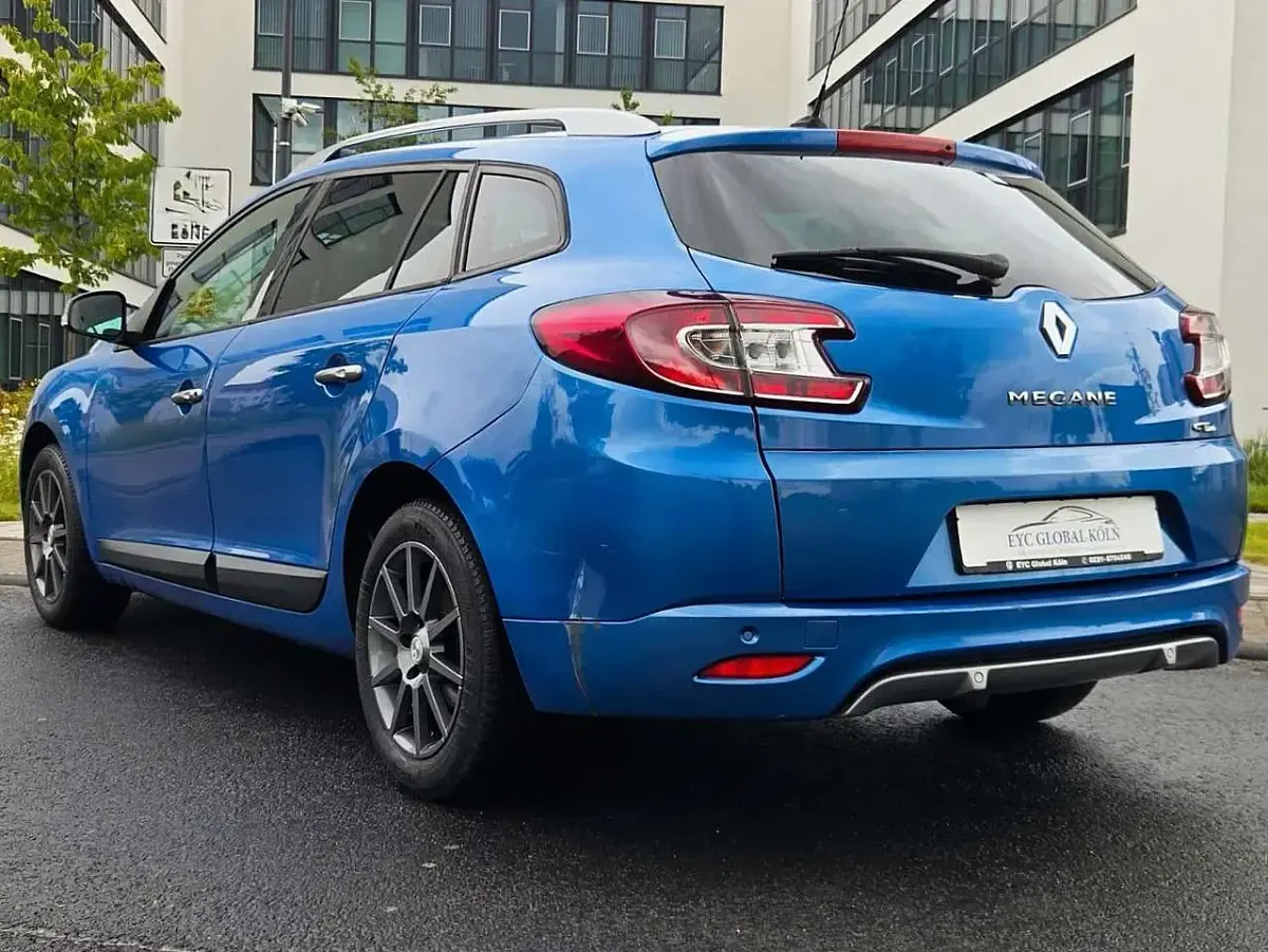 Usata Renault Mégane GrandTour Dynamique 131 CV (96 kW) 2012 Blu Station wagon