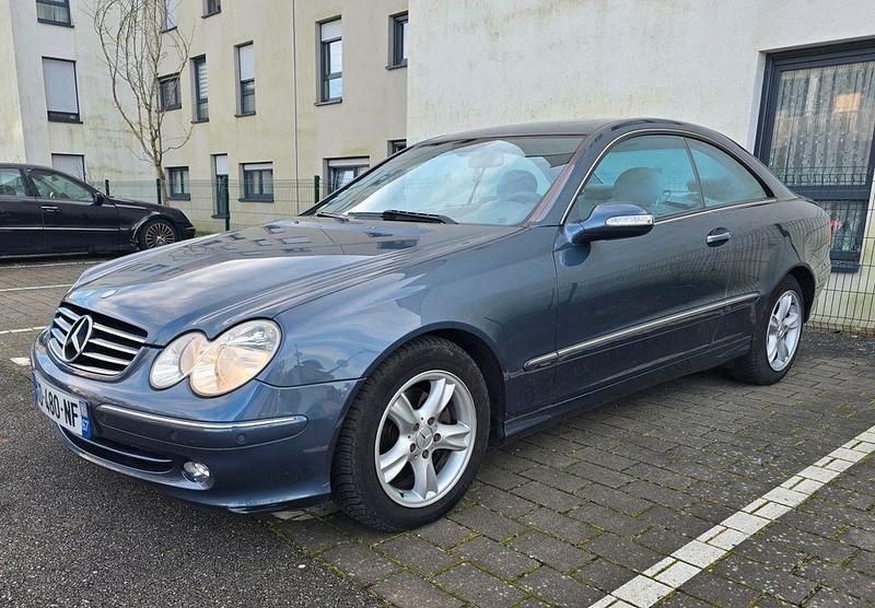 Blau Gebraucht 2003 Mercedes CLK200 Coupé | 6.000 € (Etwas zu teuer) - Bild 1/4
