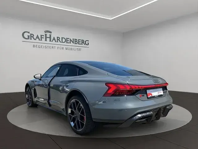 Gebraucht Audi RS e-tron GT Performance 620 kW (843 PS) 2025 Nimbusgrau perleffekt Limousine