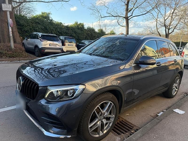 Gebraucht Mercedes GLC250 204 PS (150 kW) 2016 Grau SUV