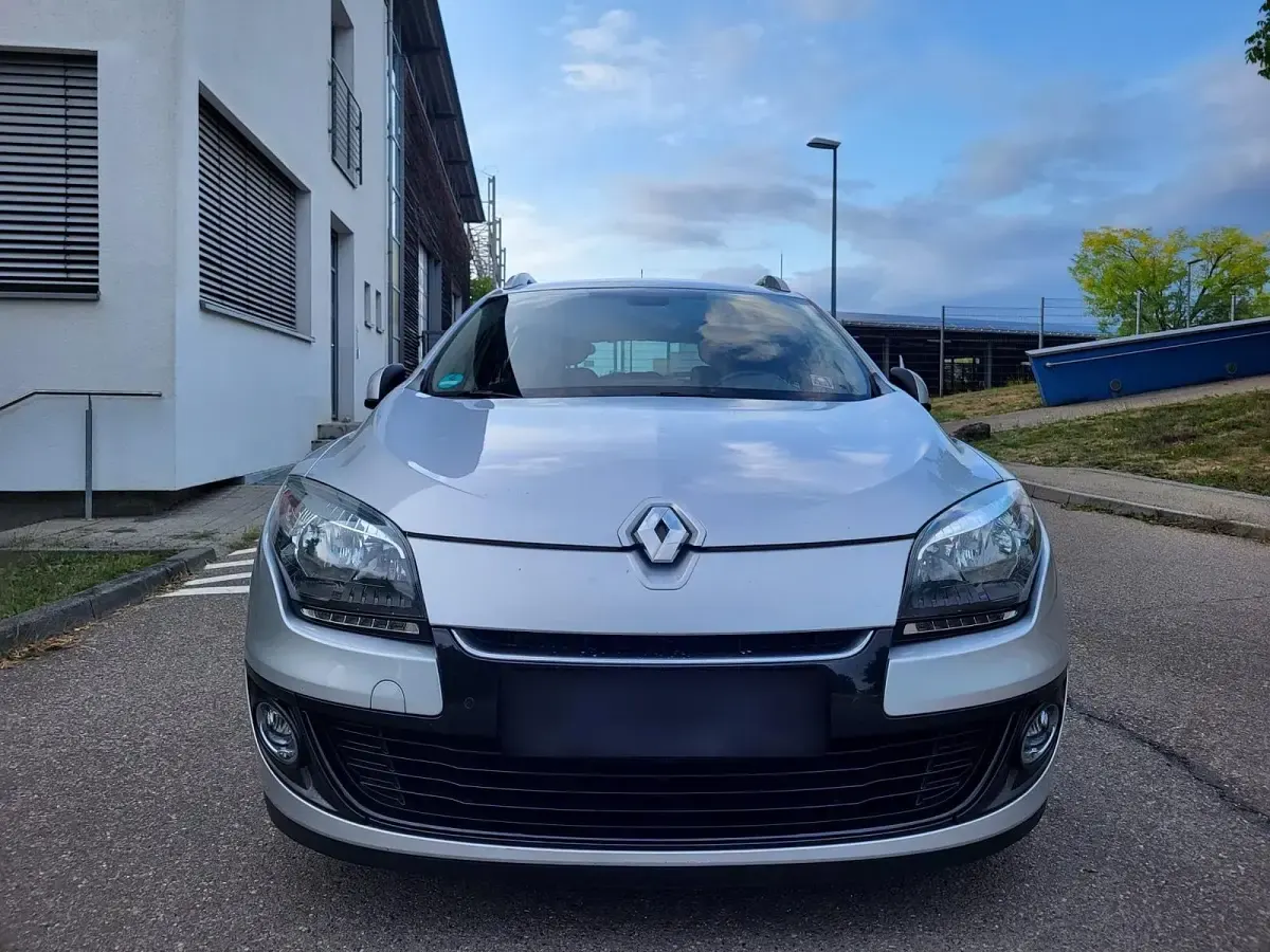 Gebraucht Renault Mégane GrandTour 116 PS (85 kW) 2013 Kombi