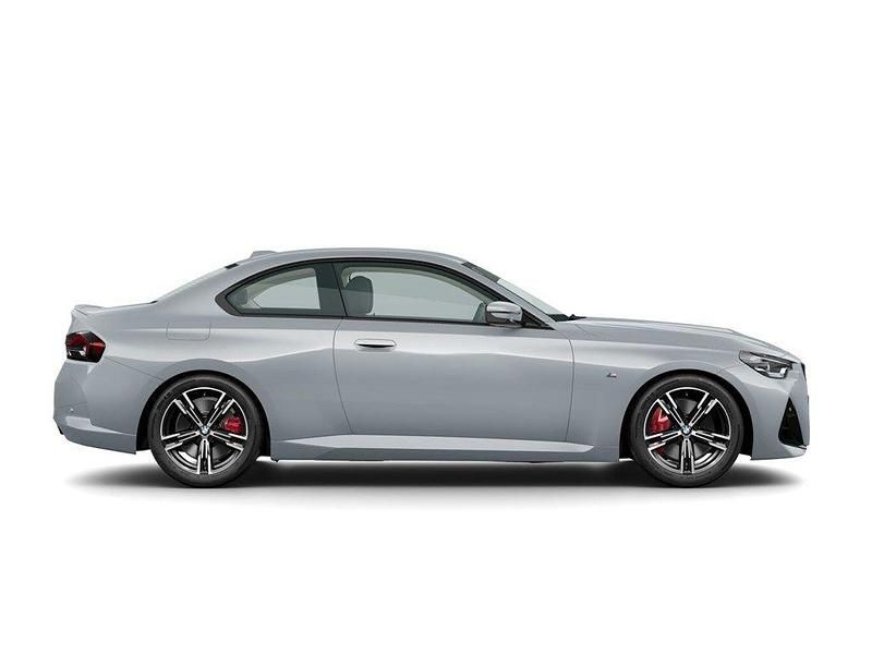 Gebraucht BMW 220 Performance 184 PS (135 kW) 2025 Grau Coupé