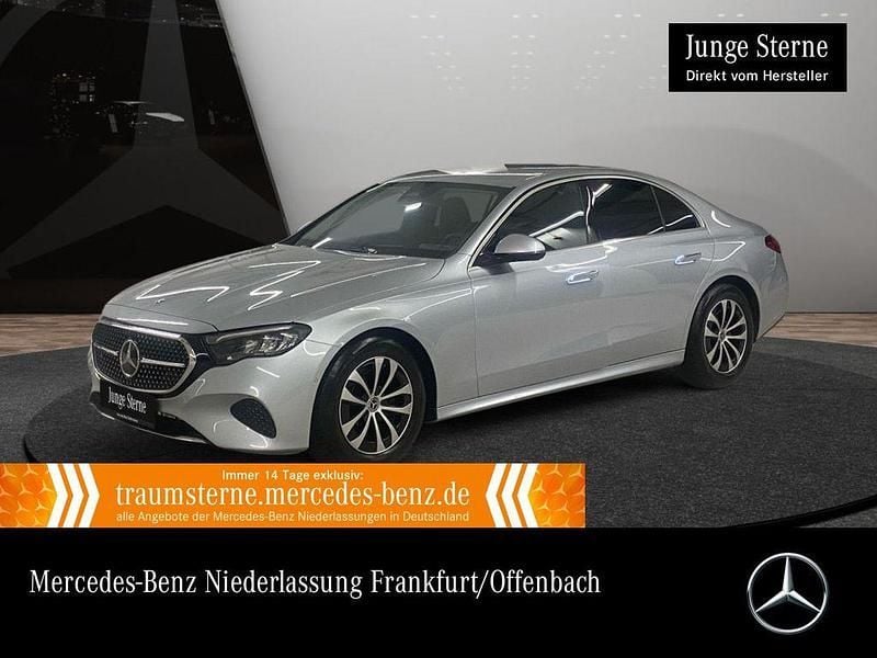 Silber Gebraucht 2024 Mercedes E220 Advanced Limousine | 45.980 € (Guter Preis) - Bild 1/3