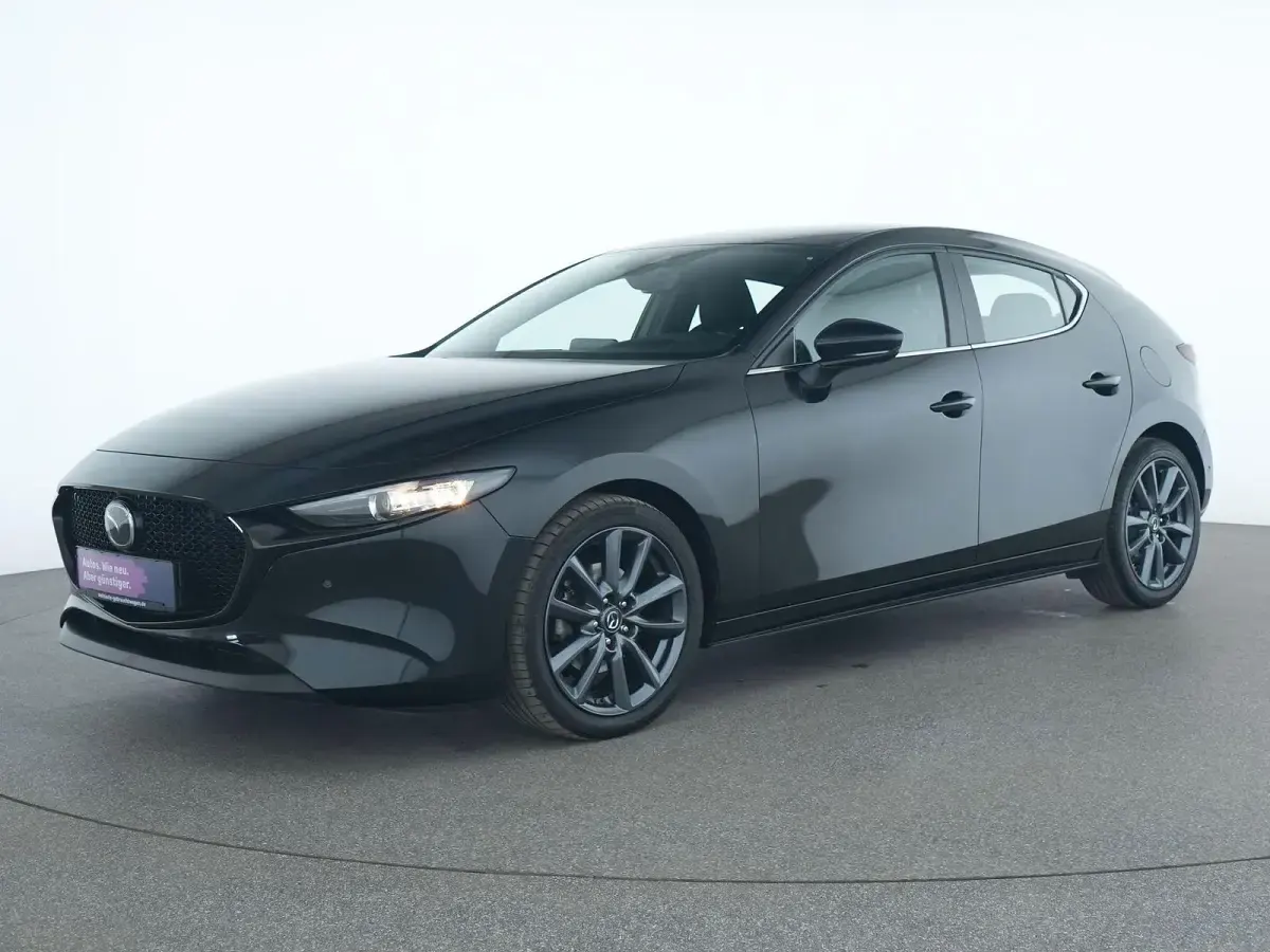 Gebraucht Mazda 3 Selection 150 PS (110 kW) 2022 Jet black Limousine