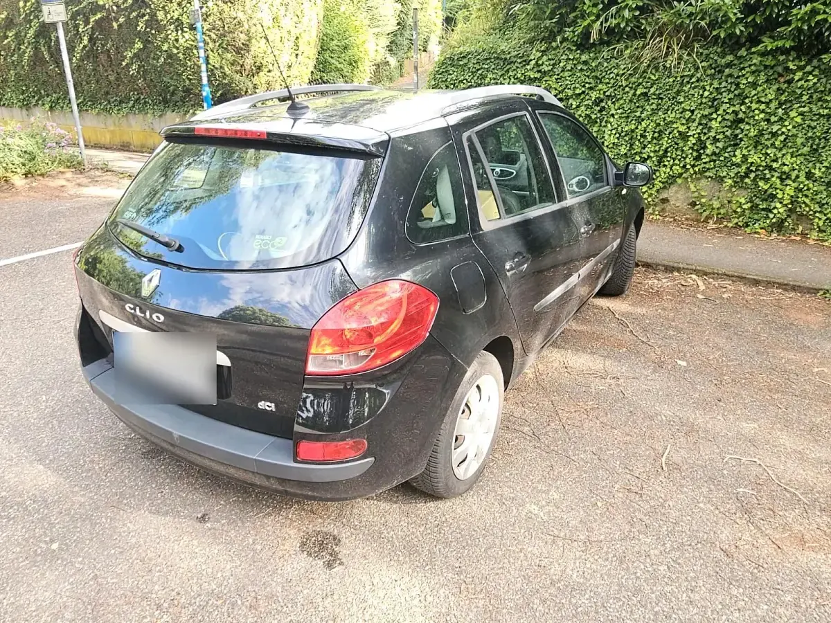 Gebraucht Renault Clio 90 PS (66 kW) 2013 Schwarz Kleinwagen