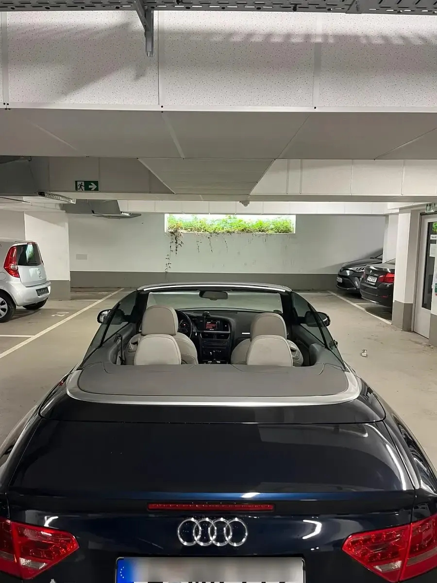 Gebraucht Audi A5 Cabriolet Design 211 PS (155 kW) 2011 Blau Cabrio
