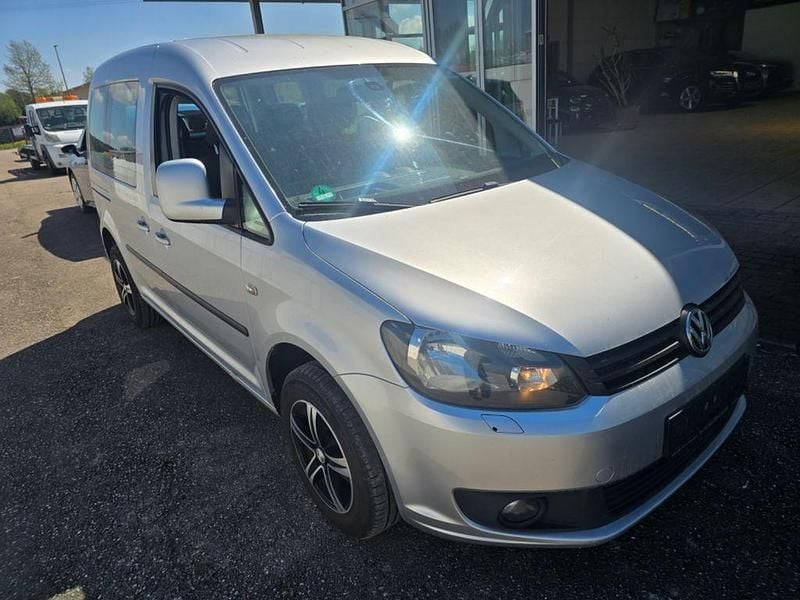 Gebraucht VW Caddy Team 102 PS (75 kW) 2014 Silber Van / Kleinbus
