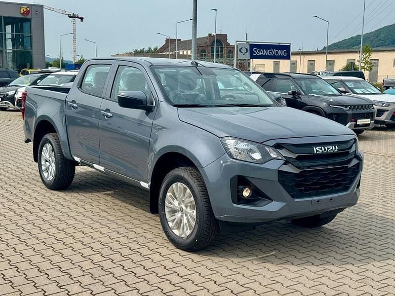 588 / isla gray Neu 2025 Isuzu D-Max Abholung | 44.509 € - Bild 1/4