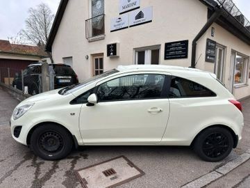 Gebraucht Opel Corsa Edition 101 PS (74 kW) 2013 Beige Kleinwagen