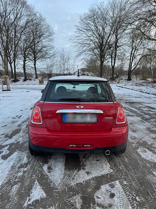 Gebraucht Mini Cooper 122 PS (89 kW) 2011 Rot Kleinwagen