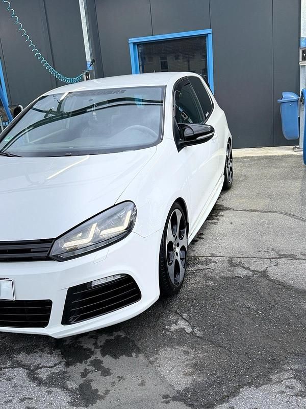 Gebraucht VW Golf R-line 122 PS (89 kW) 2010 Weiß Coupé