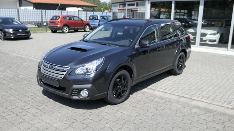 Grau Gebraucht 2013 Subaru Outback Active SUV | 4.990 € (Guter Preis) - Bild 1/4