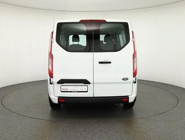 Second-hand Ford Transit Custom 131 CP (96 kW) 2020 Alb Monovolum