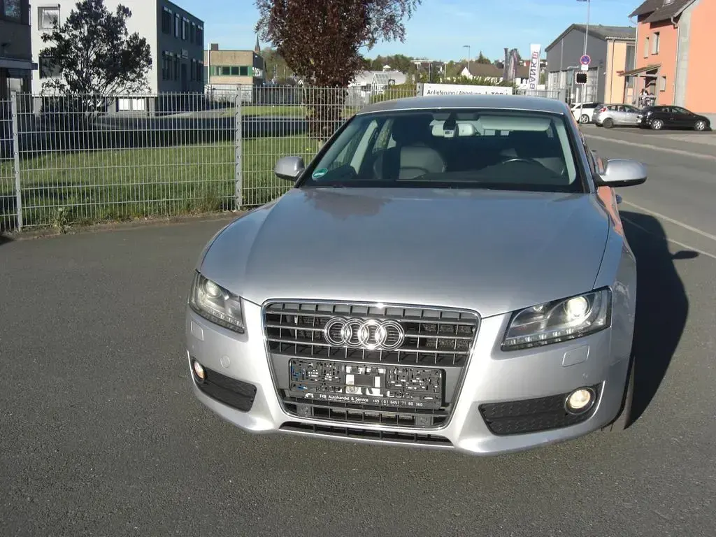 Gebraucht Audi A5 Sportback Sport 190 PS (139 kW) 2009 Silber Kleinwagen