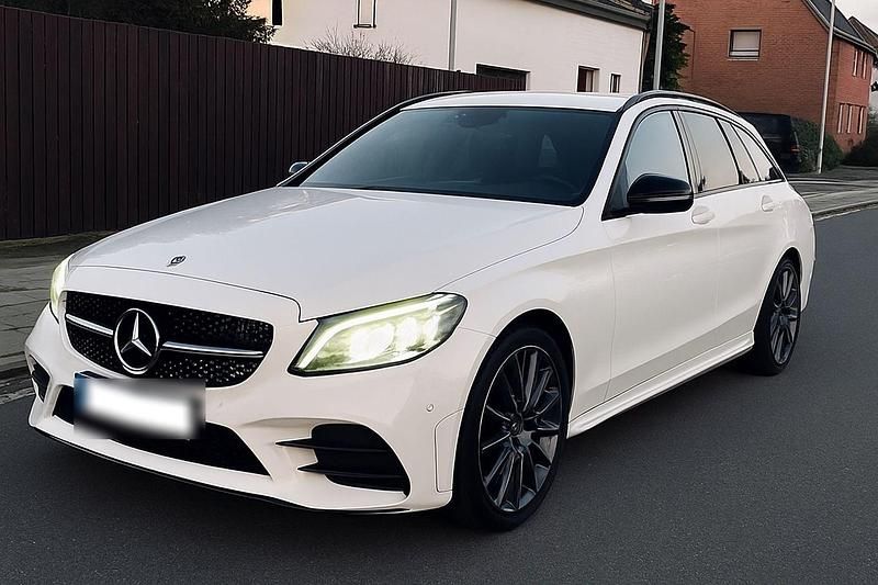 Weiß Gebraucht 2017 Mercedes C43 AMG AMG Kombi | 22.999 € (Superpreis) - Bild 1/4