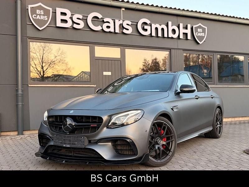 Grau Gebraucht 2018 Mercedes E63S AMG AMG Limousine | 65.900 € (Guter Preis) - Bild 1/4