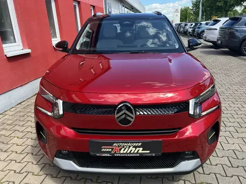 Gebraucht Citroën e-C3 83 kW (113 PS) 2025 Elixirrot metallic Kleinwagen