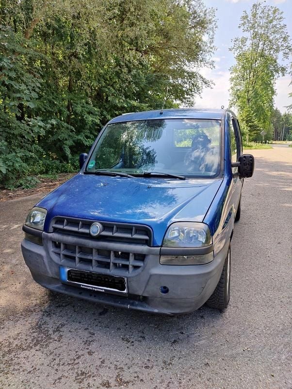 Gebraucht Fiat Doblò 103 PS (75 kW) 2005 Blau Van / Kleinbus