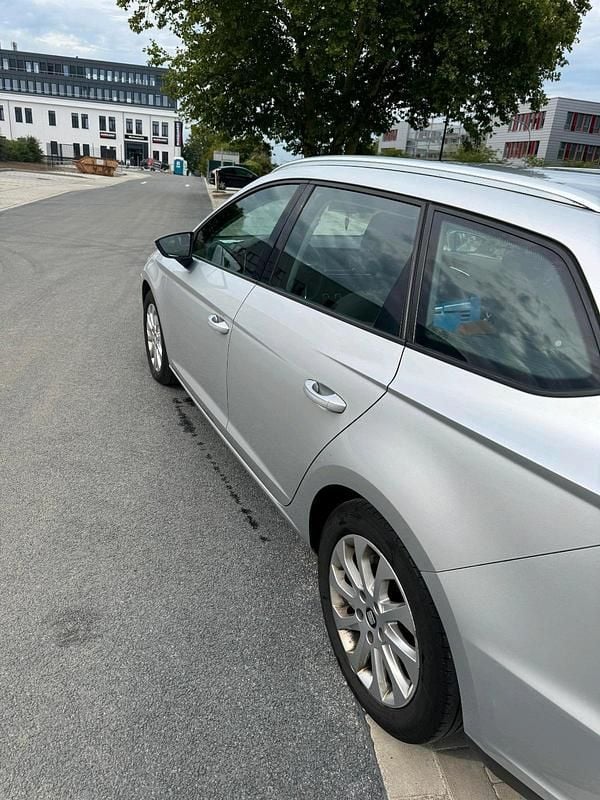 Gebraucht Seat Leon 110 PS (80 kW) 2016 Silber Kombi