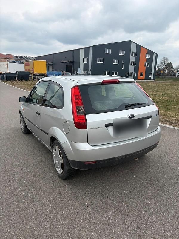 Gebraucht Ford Fiesta 70 PS (51 kW) 2002 Kleinwagen