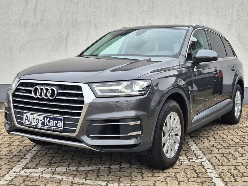 Grau Gebraucht 2019 Audi Q7 SUV | 37.990 € (Superpreis) - Bild 1/4